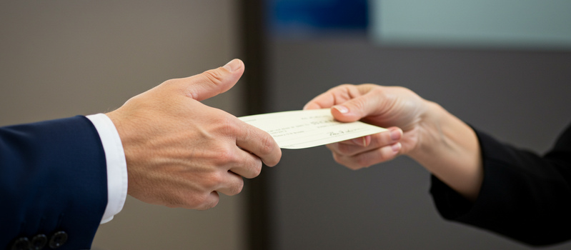 Уплата исполнительного сбора при закрытии исполнительного производства